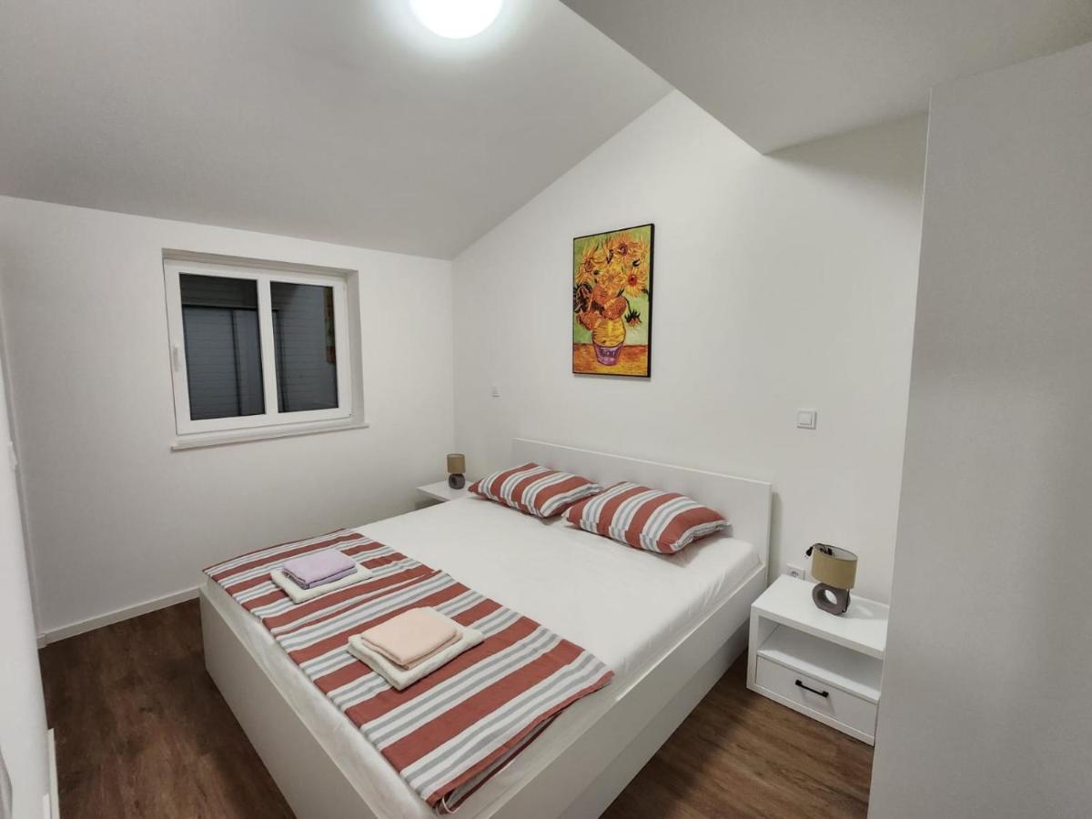 Apartmani M&L I M&J Malinska Zewnętrze zdjęcie